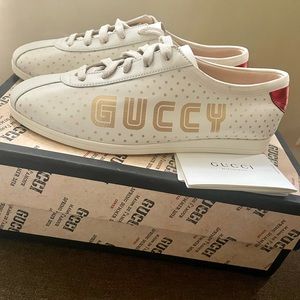 Gucci Off White Leather Falacer Logo Sneakers